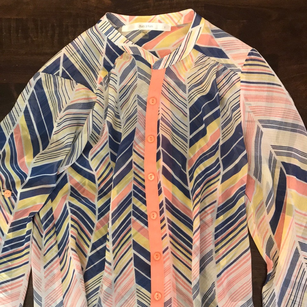 Button up - Picture 2 of 2